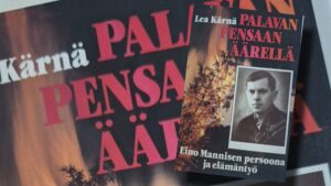 Kirja-arvostelu | Palavan pensaan äärellä – Eino Mannisen persoona ja elämäntyö